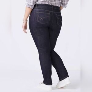 Penningtons Slightly Curvy Fit Straight Leg Jean d/c Jeans Stretchy High Rise 14